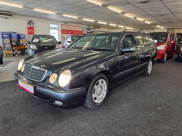 Mercedes-Benz E-klasse Combi 200 K. Classic Automaat, nwe ap beschikbaar voor biedingen