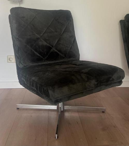 2 vintage draaistoelen, bekleedt met donkergoene velvet stof, Huis en Inrichting, Fauteuils, Gebruikt, Stof, 50 tot 75 cm, Minder dan 75 cm