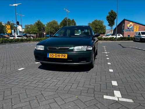 Mazda 323 1.5 P LX AUT 1999, Auto's, Mazda, Particulier, Benzine, Hatchback, Automaat, Origineel Nederlands, Groen, Ophalen