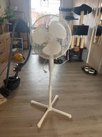 Zo goed als nieuwe staande ventilator, Witgoed en Apparatuur, Ventilatoren, Ophalen, Zo goed als nieuw, Statiefventilator