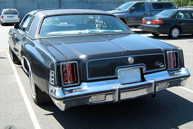 Gezocht: Achterklep Chrysler Cordoba (1976), Ophalen, Chrysler