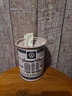 Blikken spaarpot Volkswagen oil, Ophalen of Verzenden, Nieuw, Gebruiksvoorwerp