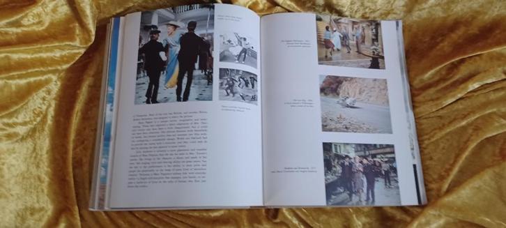 Te koop aangeboden een mooi boek over Walt Disney, Boeken, Film, Tv en Media, Zo goed als nieuw, Film- of Tv-bewerking, Ophalen of Verzenden