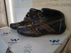Gebruikte schoenen maat 43 - slechts 10 euro!, Kleding | Heren, Ophalen of Verzenden, Gedragen, Onbekend