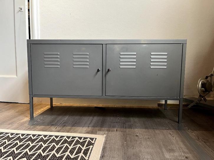 Metalen locker Ikea-kastje grijs, Huis en Inrichting, Kasten | Lockerkasten, Gebruikt, Ophalen
