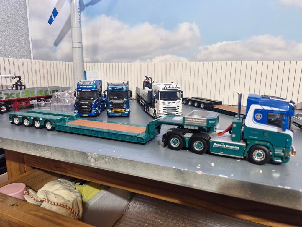 Scania 6x4 met euro dieplader uitschuifbaar wsi, Ophalen of Verzenden, Zo goed als nieuw, Bus of Vrachtwagen, Wsi