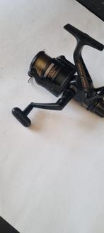 Shimano earo 5010 baitrunner., Watersport en Boten, Ophalen of Verzenden, Gebruikt, Molen