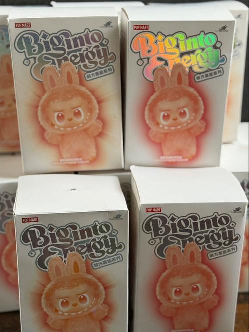 Labubu (Lafufu) NIEUW  in Blindbox. RAGE ITEM 2025! Op=OP!, Verzamelen, Poppetjes en Figuurtjes, Nieuw, Ophalen of Verzenden