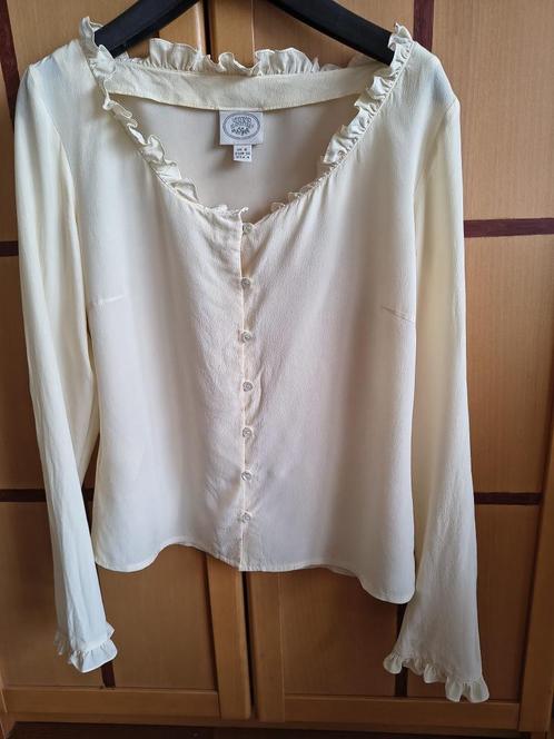 Zijden blouse Laura Ashley  maat 34 gebroken wit, Kleding | Dames, Blouses en Tunieken, Zo goed als nieuw, Maat 34 (XS) of kleiner
