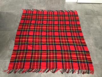 Plaid / huiskamer woondeken 130 cm bij 140 cm beschikbaar voor biedingen