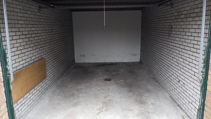 Te huur: garagebox Korte Goog Roelofarendsveen, Auto diversen, Autostallingen en Garages
