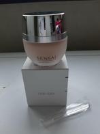 Cellular Performance Cream Foundation Kleur CF12 Soft Beige., Beige, Nieuw, Make-up, Verzenden
