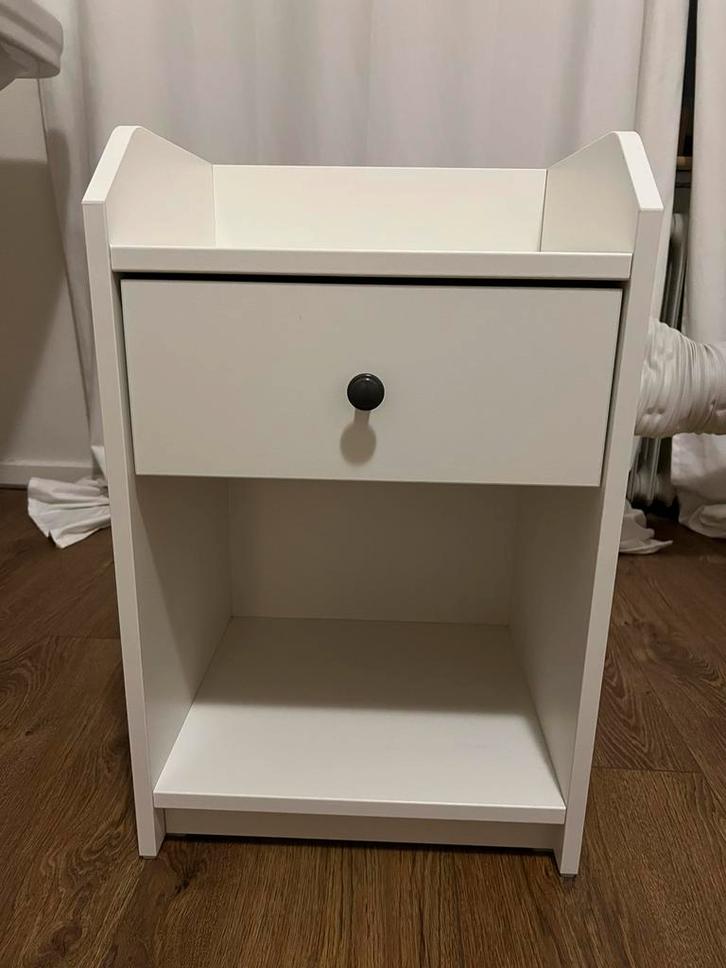 Ikea HAUGA nachtkastje, Huis en Inrichting, Slaapkamer | Nachtkastjes, Zo goed als nieuw, Minder dan 45 cm, Ophalen