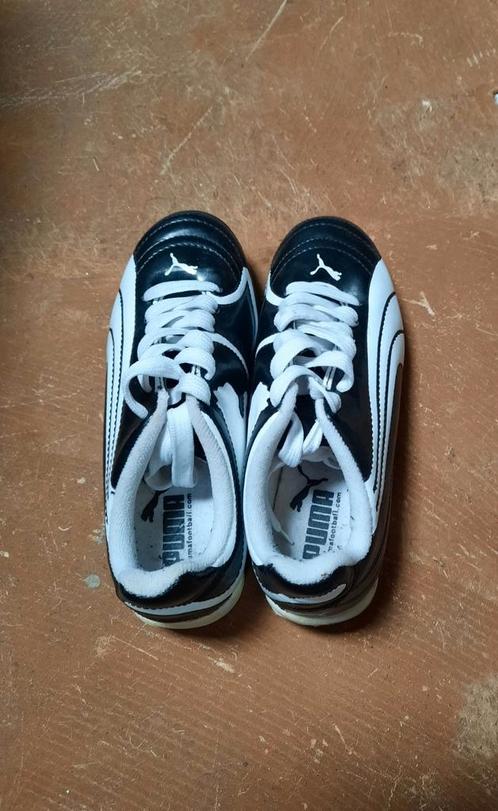 Puma turf voetbalschoenen maat 32 kunstgras en hardcourt, Kinderen en Baby's, Kinderkleding | Schoenen en Sokken, Zo goed als nieuw