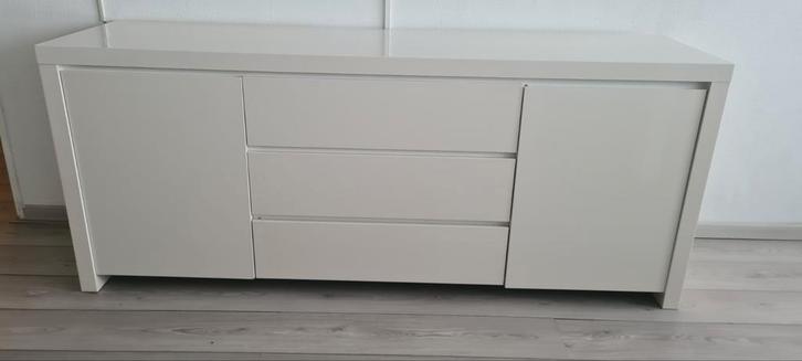 Witte, stevige dressoir van zware kwaliteit, Huis en Inrichting, Kasten | Dressoirs, Gebruikt, 100 tot 150 cm, 25 tot 50 cm, Met lade(s)