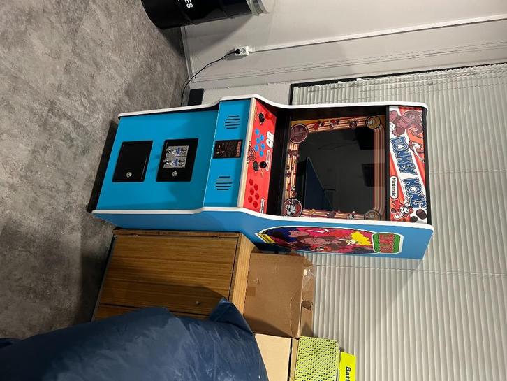 Arcadekast donkey kong, Spelcomputers en Games, Games | Nintendo Switch, Zo goed als nieuw, Avontuur en Actie, 1 speler, Vanaf 3 jaar