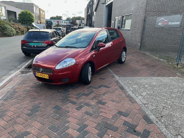 Fiat Grande Punto 1.4 Dynamic! Airco! 194 DKM NAP! Cruise!, Auto's, Fiat, Bedrijf, Te koop, Grande Punto, ABS, Airbags, Airconditioning