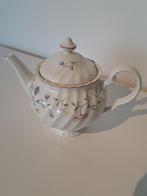 Theepot Johnson Brothers uit de serie Summer Chintz, Huis en Inrichting, Keuken | Servies, Overige typen, Ophalen of Verzenden