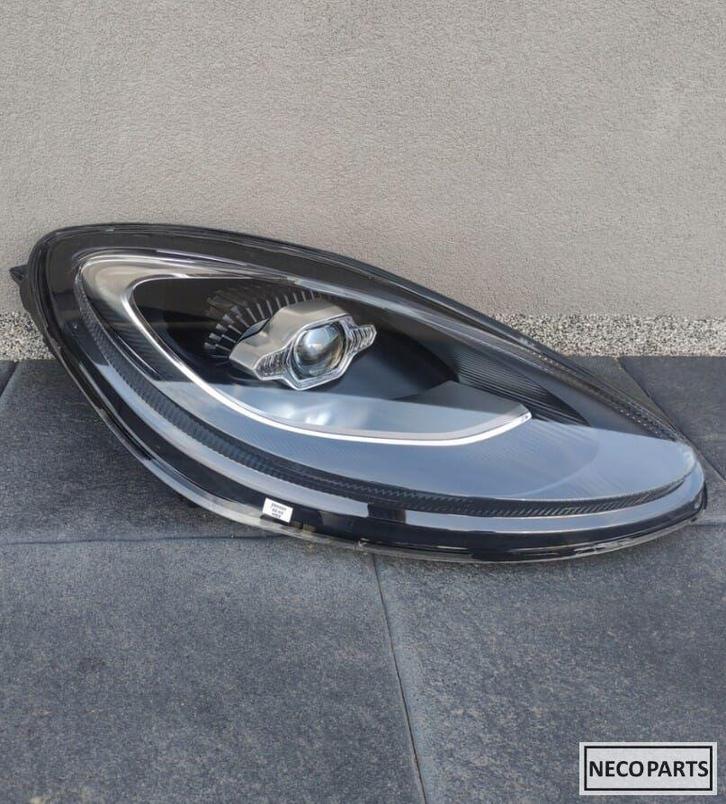 ASTON MARTIN DBX KOPLAMP LAMP HEADLIGHT R-L, Auto-onderdelen, Carrosserie en Plaatwerk, Bumper, Overige automerken, Gebruikt, Ophalen of Verzenden