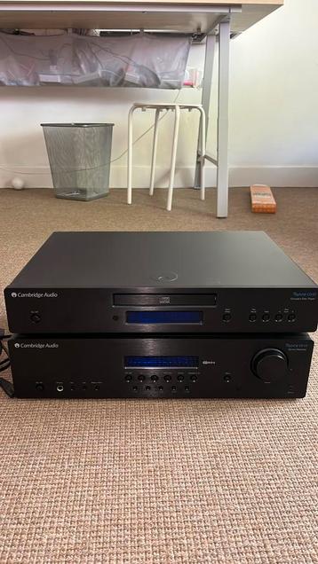 Cambridge Audio CD speler en Versterker beschikbaar voor biedingen