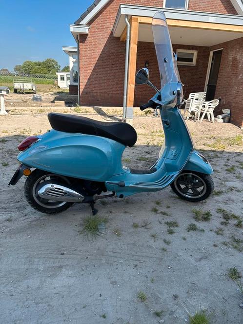Vespa Primavera 70th Anniversary 2018, Fietsen en Brommers, Scooters | Vespa, Zo goed als nieuw, Overige modellen, Ophalen