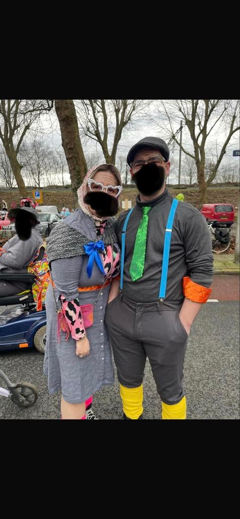 Oma & Opa Carnavalspakken - 23 Outfits + Accessoires, Maat 38/40 (M), Carnaval, Ophalen of Verzenden, Kleding