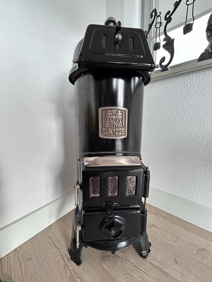 Potkachel - Zeer Goede Staat, Huis en Inrichting, Kachels, Zo goed als nieuw, Vrijstaand, Houtkachel, Hout, Ophalen