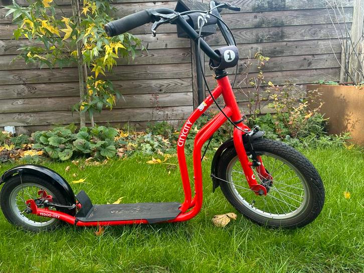 Yedoo City Step - Rood (Extra spatborden), Fietsen en Brommers, Steps, Gebruikt, Gewone step, Ophalen