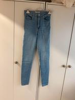 Dames levi’s jeans, Ophalen of Verzenden, Zo goed als nieuw, Blauw, W28 - W29 (confectie 36)