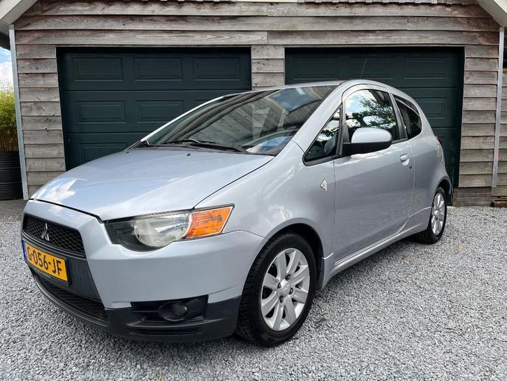 Mitsubishi Colt CZ3 Edition "35 Jahre". Airco. Stoelverwarm., Auto's, Mitsubishi, Bedrijf, Colt, ABS, Airbags, Airconditioning