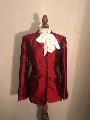 LOFT JASJE 100% SILK WIJN ROOD beschikbaar voor biedingen