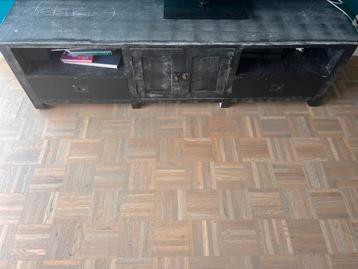 Tv meubel gratis