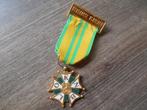 Vierdaagse medaille voor 10de keer lopen adv 3, Verzamelen, Militaria | Algemeen, Ophalen of Verzenden, Landmacht, Nederland, Lintje, Medaille of Wings