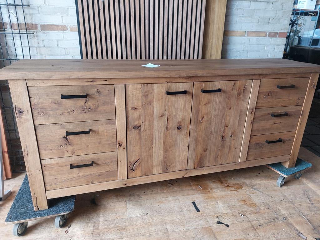 Tower Living Trego Dressoir - Acasiahout - 220cm, Ophalen, Met deur(en), Zo goed als nieuw, 200 cm of meer
