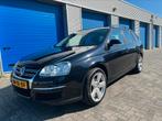 Volkswagen Golf 1.6 75KW Variant | Camera | Cruise | Navi, Voorwielaandrijving, Zwart, 4 cilinders, Zwart