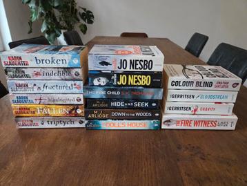 Thrillers 16 boeken beschikbaar voor biedingen