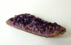 Mineraal amethyst driehoekig donker paars stuk 2838-m, Ophalen of Verzenden, Mineraal