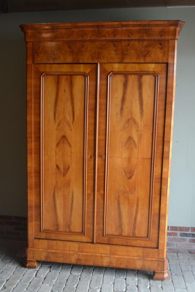 Prachtige strakke antieke kersen houten Louis Philippe kast., Antiek en Kunst, Antiek | Meubels | Kasten, Verzenden