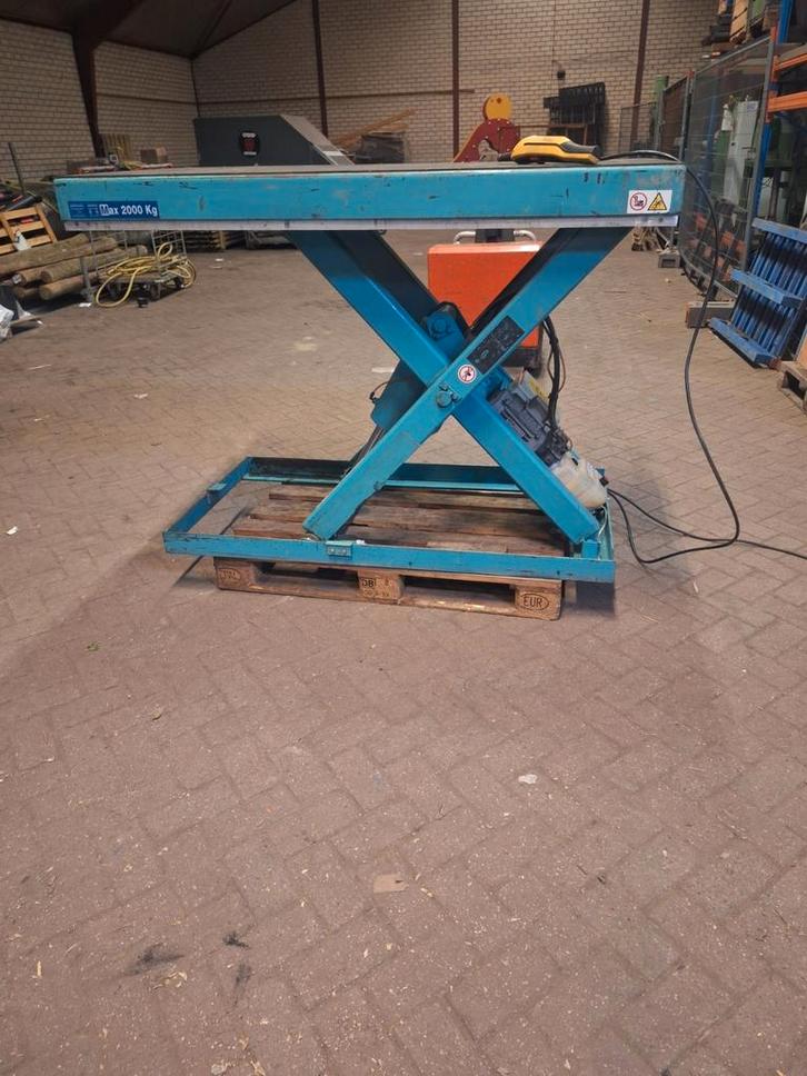 Heftafel/ schaarlift, Doe-het-zelf en Verbouw, Gereedschap | Overige machines, Ophalen