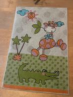 Leuk kinderkleed met dieren, Gebruikt, 100 tot 150 cm, Rechthoekig, Groen