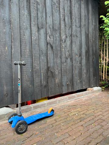 Step Micro blauw  beschikbaar voor biedingen