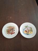 Twee vintage kinderbordjes met jungle thema, Huis en Inrichting, Keuken | Servies, Ophalen, Zo goed als nieuw, Overige stijlen