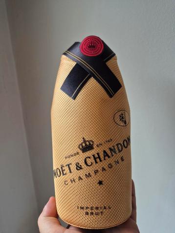 Moët & Chandon Champagne koelhoes beschikbaar voor biedingen