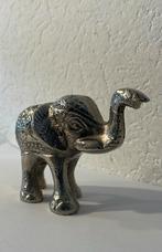 Metalen olifantje, Verzamelen, Beelden en Beeldjes, Ophalen of Verzenden, Zo goed als nieuw, Dier