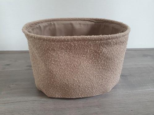 Stoffen mand (20x31x26 cm), Huis en Inrichting, Woonaccessoires | Schalen en Manden, Nieuw, Mand, Ovaal, Kunststof, Ophalen of Verzenden