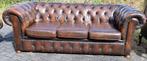 Oude Chesterfield bank bruin leer + BEZORGING GRATIS, Gebruikt, Chesterfield, Ophalen of Verzenden, Rechte bank