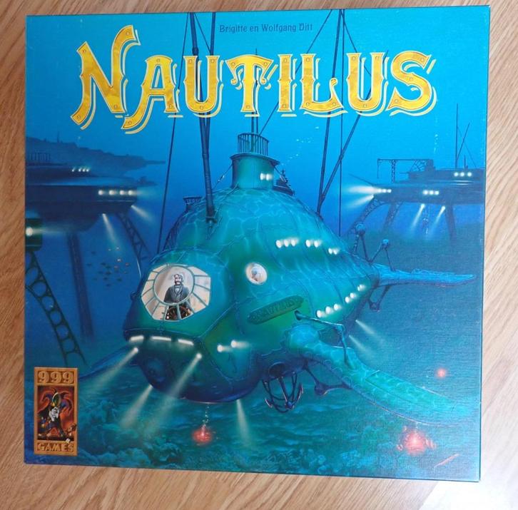 Nautilus bordspel. 999Games, Hobby en Vrije tijd, Gezelschapsspellen | Bordspellen, Zo goed als nieuw, Een of twee spelers, Drie of vier spelers