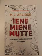 M.J. Arlidge - Iene Miene Mutte, Ophalen of Verzenden, Zo goed als nieuw, M.J. Arlidge