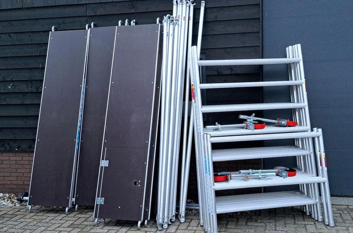 Nieuwe euroscaffold rolsteiger werkhoogte 10.20, Doe-het-zelf en Verbouw, Steigers, Zo goed als nieuw, Rolsteiger of Kamersteiger