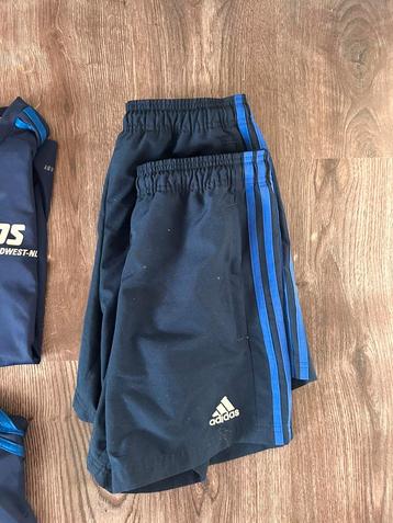 2 korte cios sportbroeken beschikbaar voor biedingen